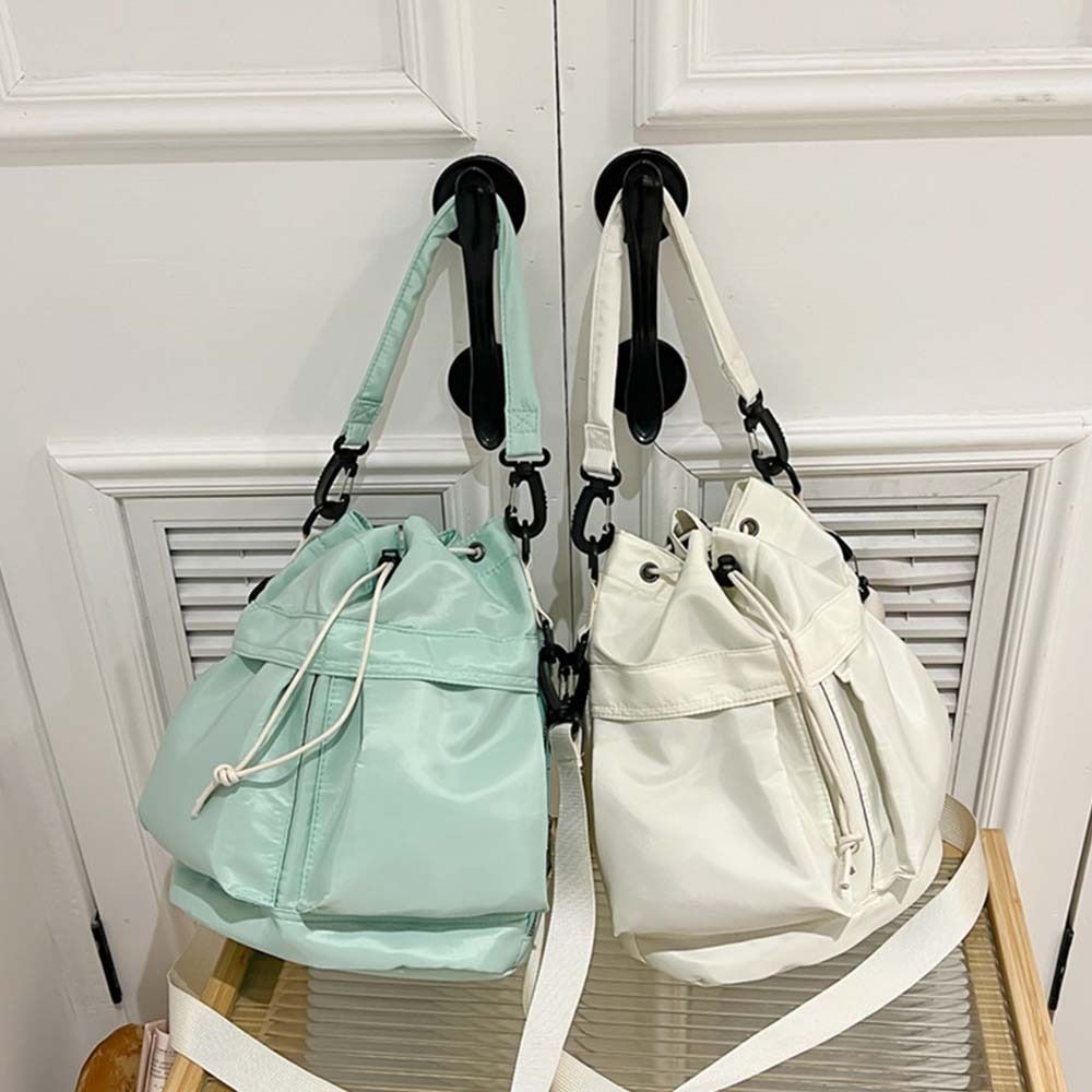 Leuke nylon crossbodytas in Ko - Interior Design Korean Style recensie en prijs